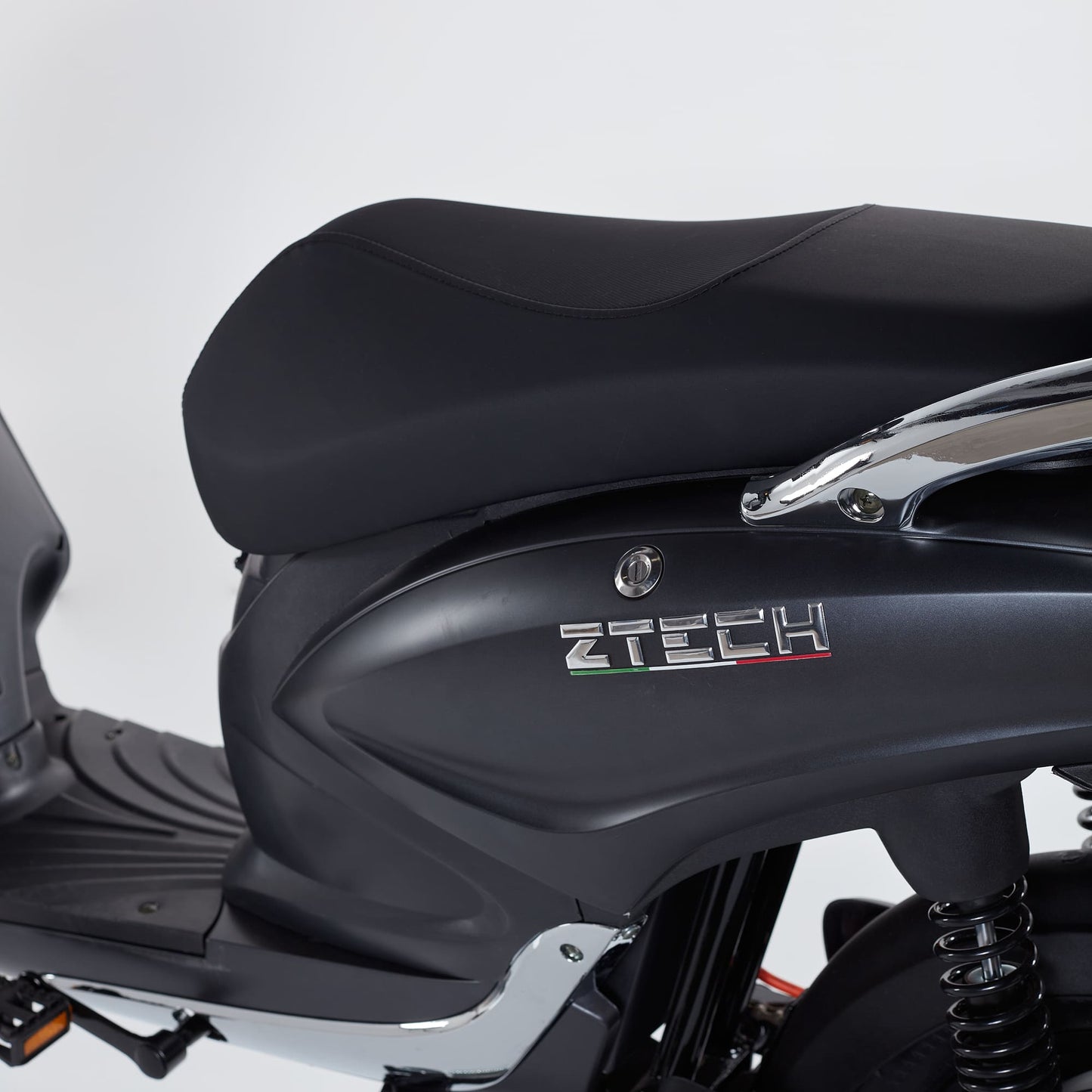 Bici elettrica ztech ZT09-FL 800w 48v autonomia 40km